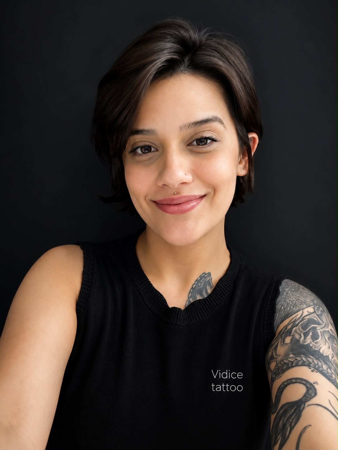 Monise Mendes — Body Piercer